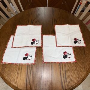 Walt Disney World Parks Minnie Mouse Set 4 Washcloth Plaid Trim NWT